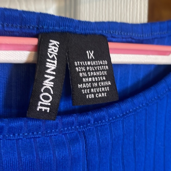 Top - Picture 3 of 3